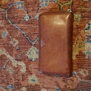 Fossil cowhide leather wallet